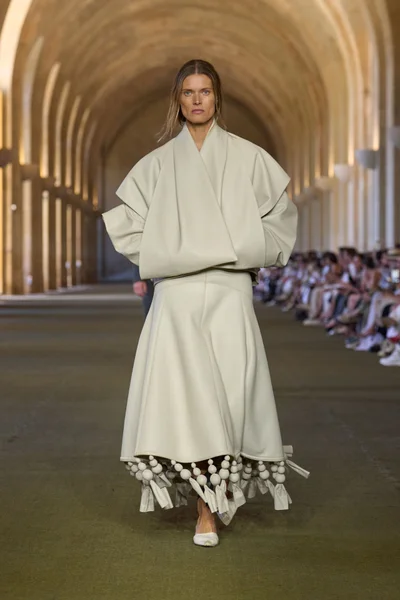 Look 35